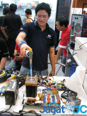 blowtorch (2)