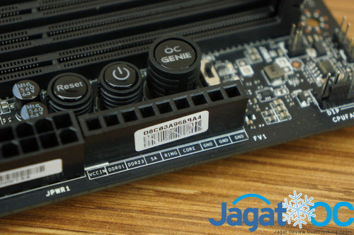 Preview & Unboxing MSI X99A GODLIKE GAMING: Motherboard Gaming atau Overclocking? 6 X99GODLIKE_31