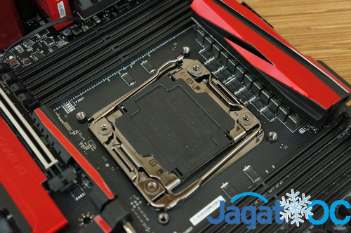 Preview & Unboxing MSI X99A GODLIKE GAMING: Motherboard Gaming atau Overclocking? 5 X99GODLIKE_44