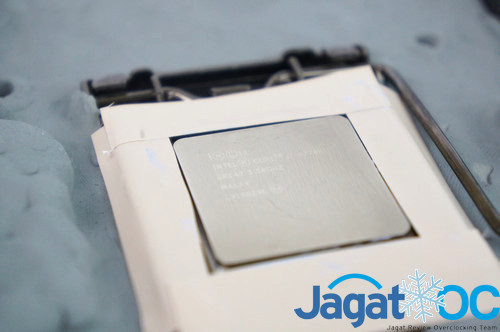 Overclocking Review: Gigabyte GA-Z97X-SOC Force LN2 & GA-Z97X-SOC Force 3 Z97X_SOCForce_10