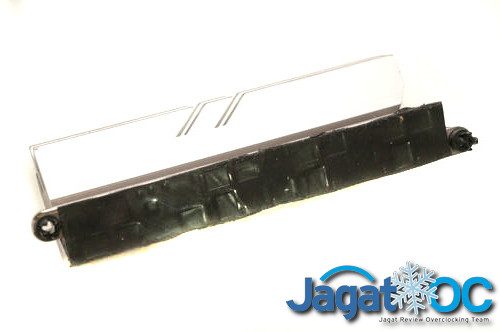 Hands-on Review & Overclocking: Gigabyte B450 AORUS PRO WIFI 13 DSC01704ss