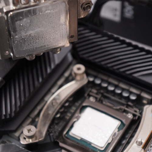 Hands-on Review: Noctua NF-A12x25 PWM (di Noctua NH-U12S HSF & Corsair H105 AIO) 11 Conductonaut